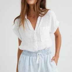 Bella Dahl High Waist Seams Shorts