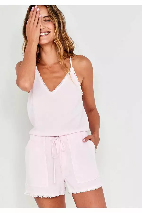 Bella Dahl Frayed Hem Pocket Short In Rose Petal Sustainable 1 Bella Dahl Frayed Hem Pocket Short In Rose Petal Sustainable