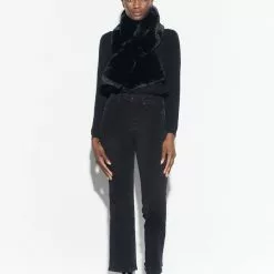 Apparis Luna Scarf In Black