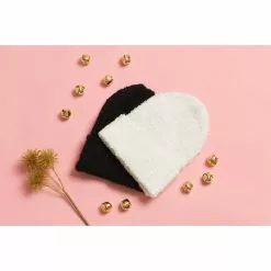 Bella Dahl New Fuzzy Beanie In Black