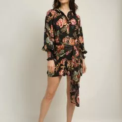 Elliatt Independence Dress New