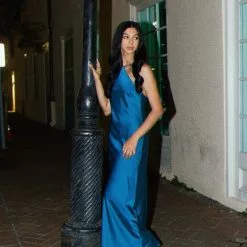 New Hemline Exclusive Johanna Gown In Teal