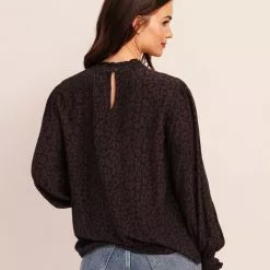 Rails Ariana Top In Charcoal Batik Cheetah 5 Rails Ariana Top In Charcoal Batik Cheetah