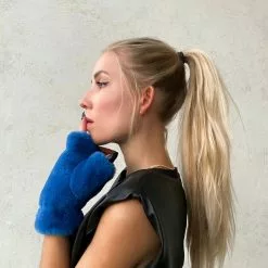 Apparis Ariel Fingerless Gloves In Blue