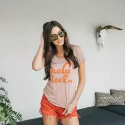 HEMLINE New Nola Love Tee