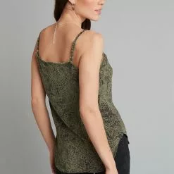 Bella Dahl Fray Edge Cami In Cactus