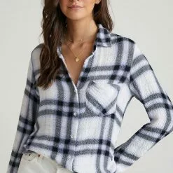 Bella Dahl Pocket Button Down In White Plaid