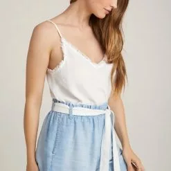 Bella Dahl Belted Flowy Shorts In Spray Wash Sustainable