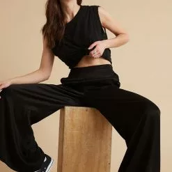 Bella Dahl Sustainable High Waist Flowy Pant In Black