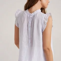 Bella Dahl Mock Neck Ruffle Top In Pale Iris